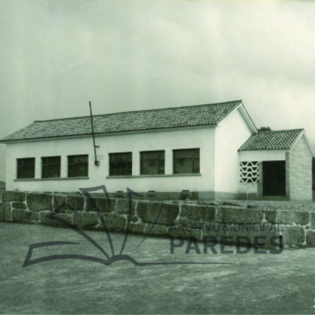 Escola primária de Santa Comba