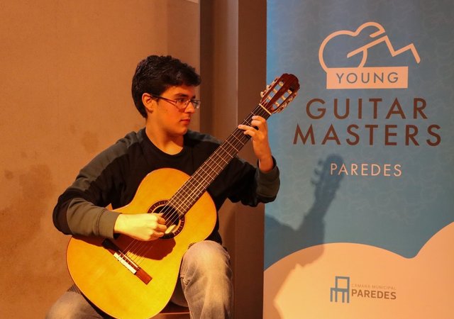 concerto_young_guitar_masters