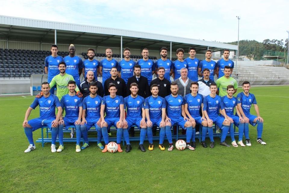Jogo de Futebol de 11 seniores masculinos | USC Paredes - Alpendorada