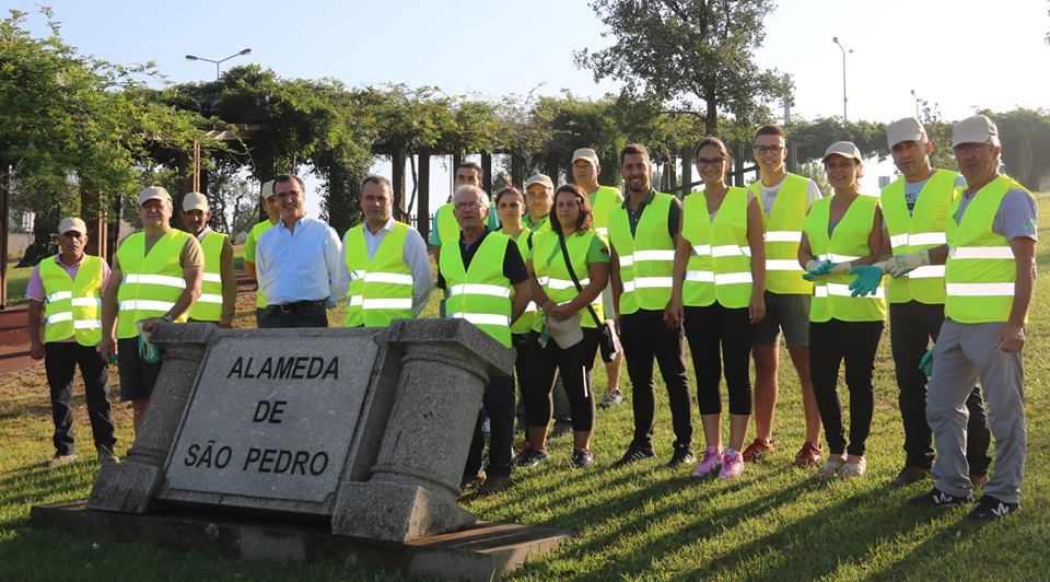Voluntários removeram 3 toneladas de lixo na Sobreira no âmbito do projeto Limpar Portugal