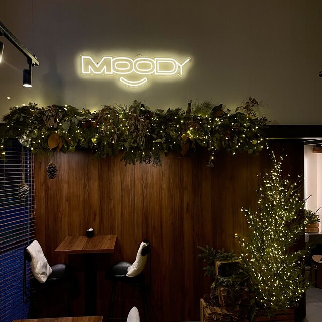 Moody - Coffee & Brunch (8)