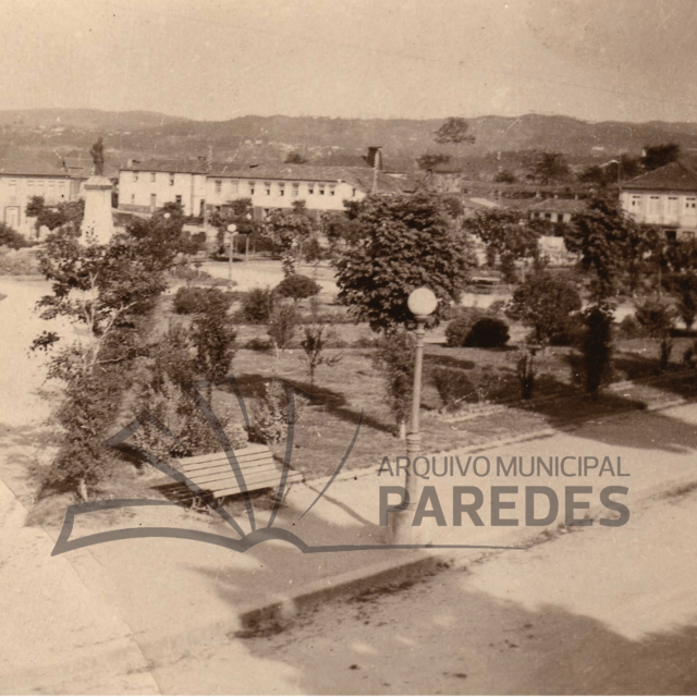 Praça José Guilherme 18