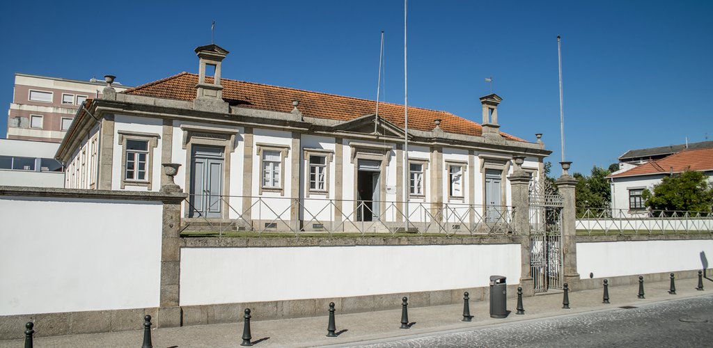 Biblioteca_Municipal_de_Paredes