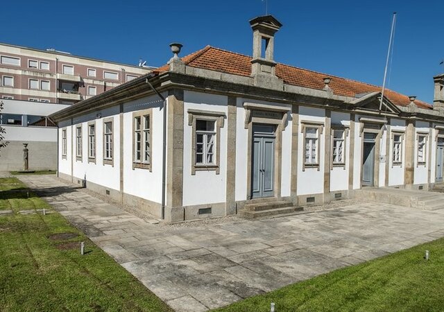 biblioteca_municipal_de_paredes_1_1_1024_500