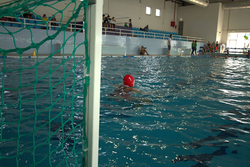 60 atletas femininas de Polo Aquático presentes no primeiro torneio internacional Paredes Cup 