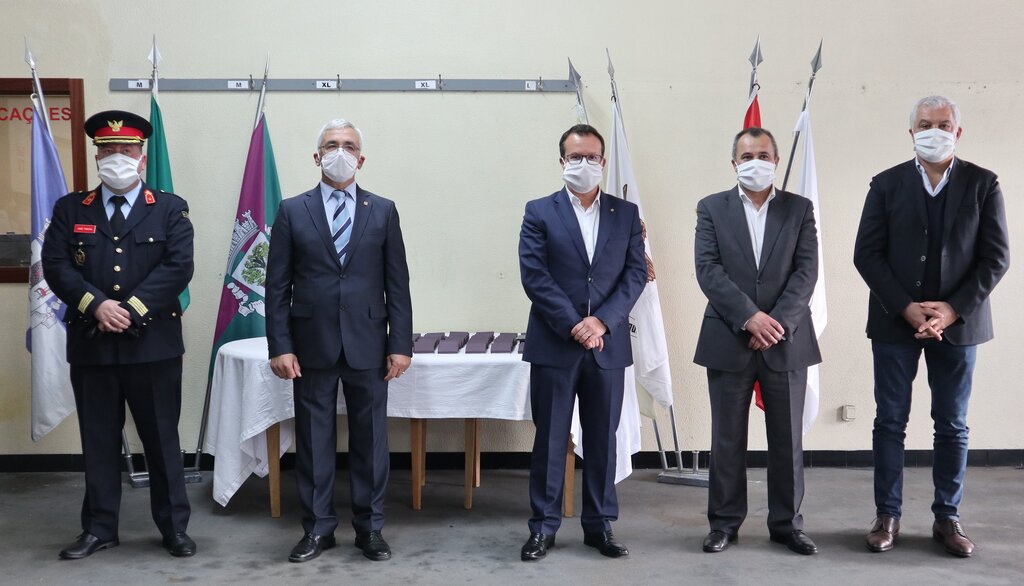 50.º ANIVERSÁRIO DA ASSOCIAÇÃO HUMANITÁRIA DOS BOMBEIROS VOLUNTÁRIOS DE LORDELO | Câmara de Pared...
