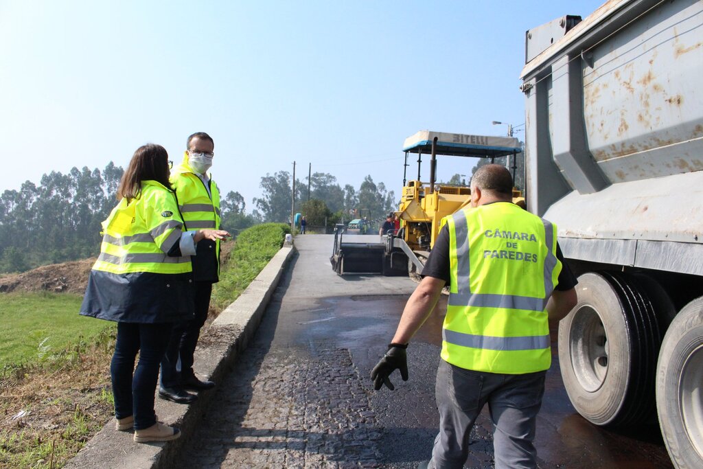 OBRAS DE PROXIMIDADE | PAVIMENTAÇÃO DA RUA DO SOUTO - GONDALÃES | PAREDES