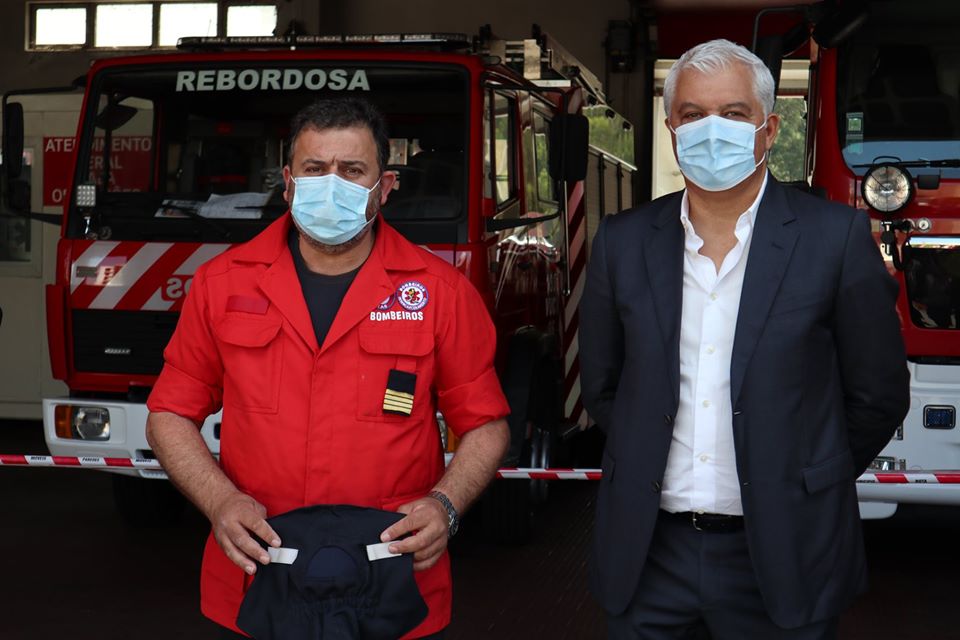 Câmara de Paredes ofereceu 400 máscaras florestais às cinco corporações de bombeiros do Concelho