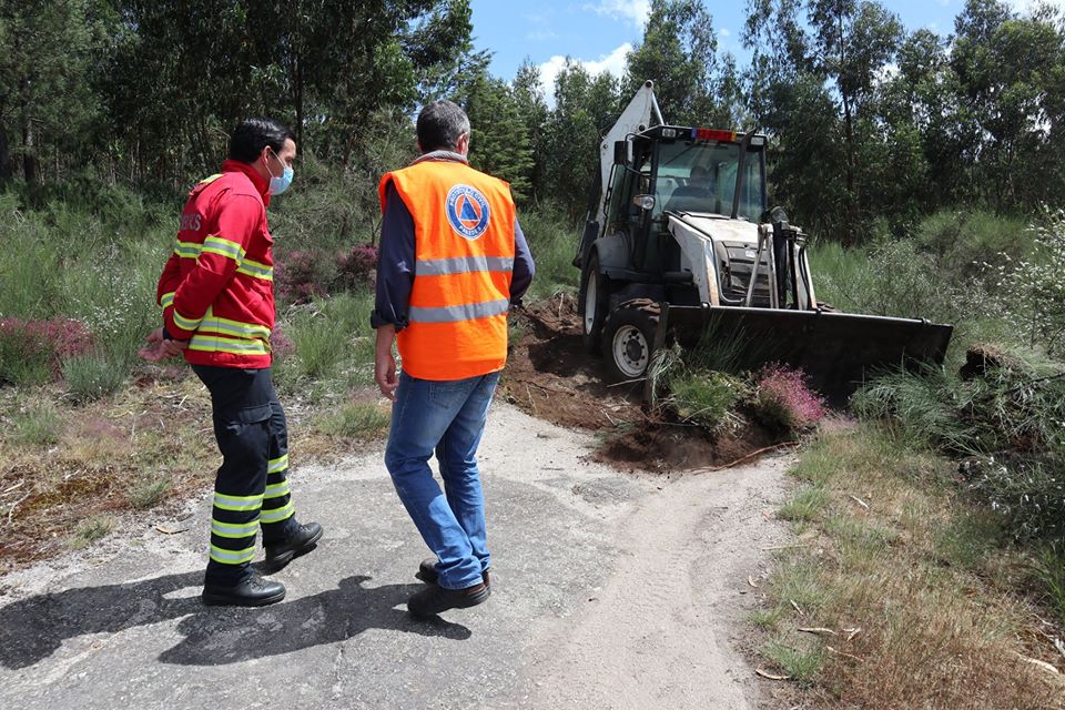 PROTEÇÃO CIVIL | BENEFICIAÇÃO DE CAMINHOS FLORESTAIS | MOURIZ - PAREDES