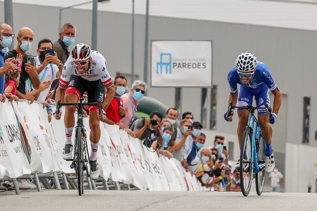 Rui Costa bate Daniel Mestre num sprint emocionante