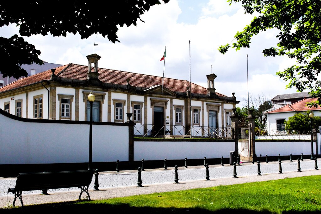 Biblioteca Municipal de Paredes apresenta "Feira de Trocas" de livros com espaço educativo 