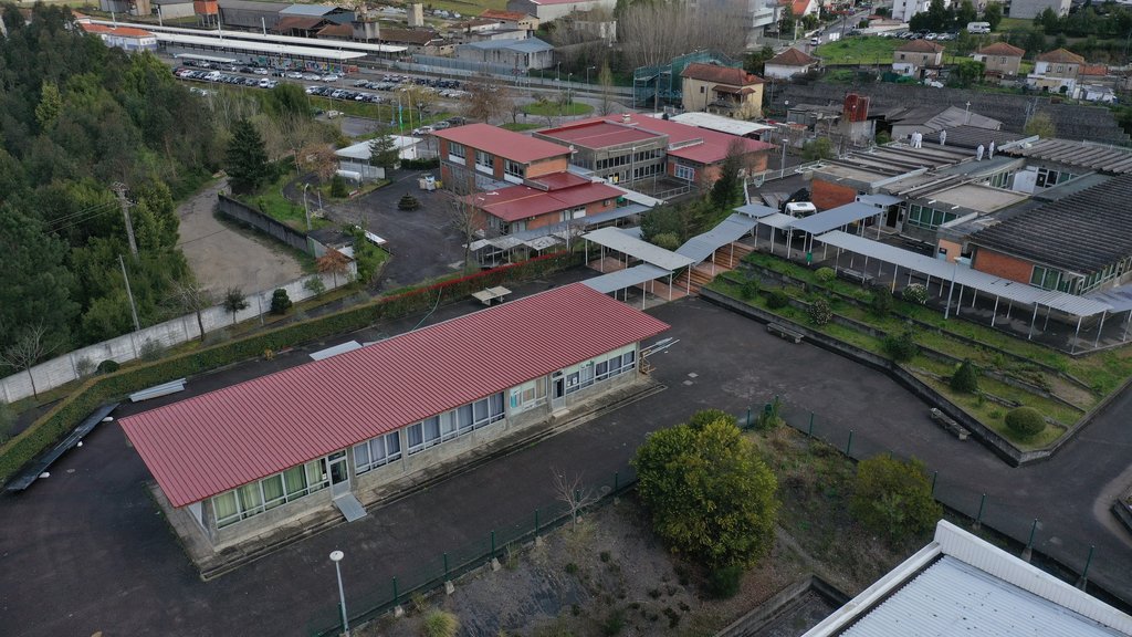 Remoção do amianto na Escola Básica e Secundária de Sobreira