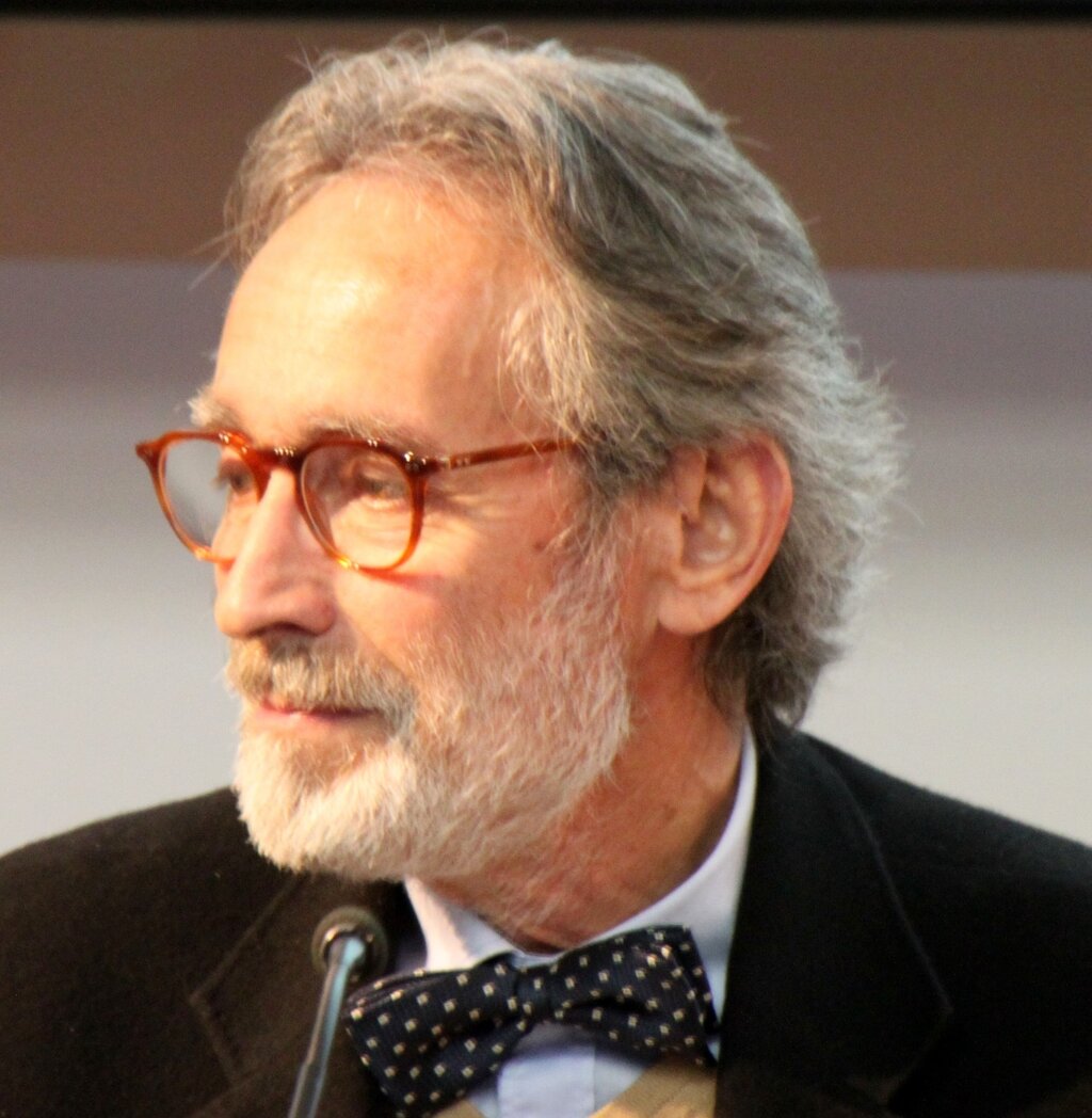 Augusto Canetas é o escritor convidado da edição de abril do Café Literário