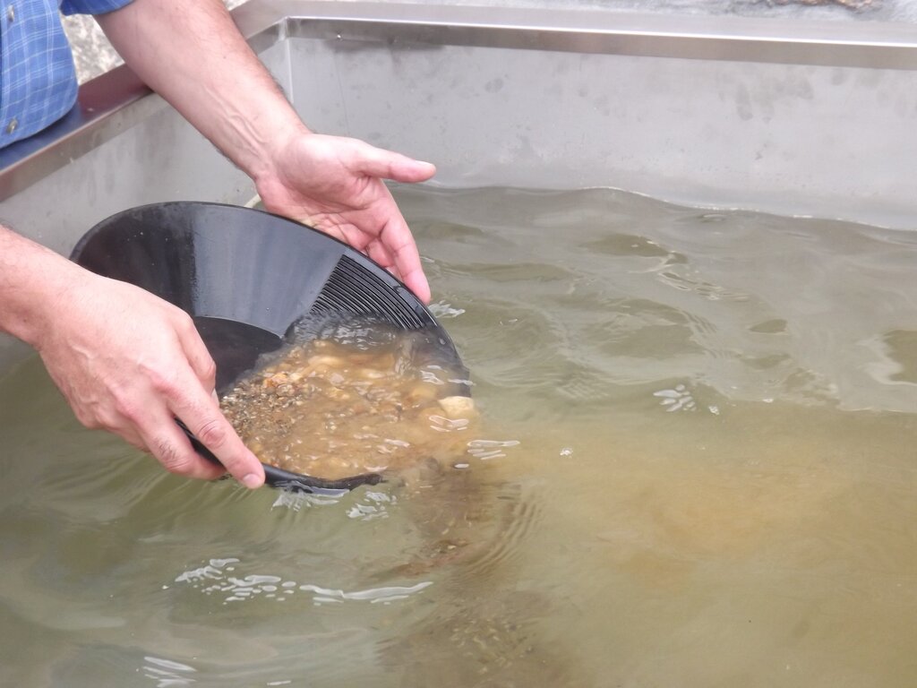 Município de Paredes dinamiza atividade “Batear, batear… para o ouro encontrar” no dia 23 de março