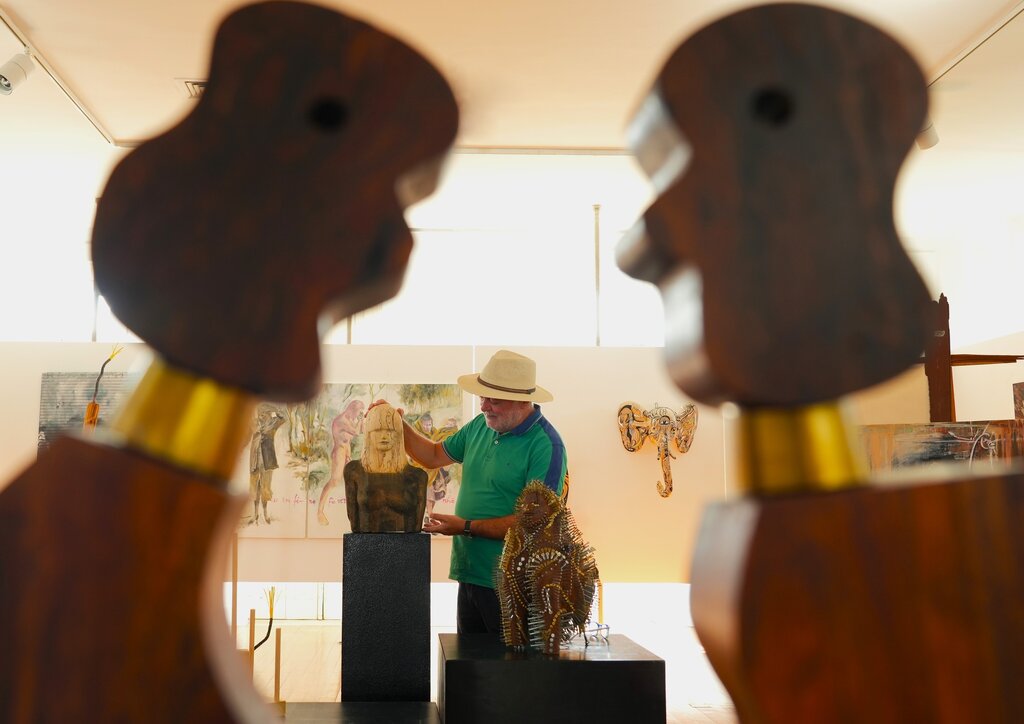 Bienal Internacional das Artes em Madeira de Paredes estreia exposição coletiva de 58 artistas
