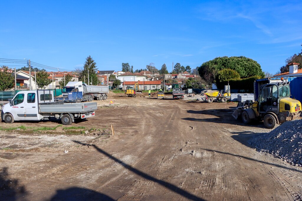 REQUALIFICAÇÃO DA PRAÇA QUINHENTISTA DE SOBROSA