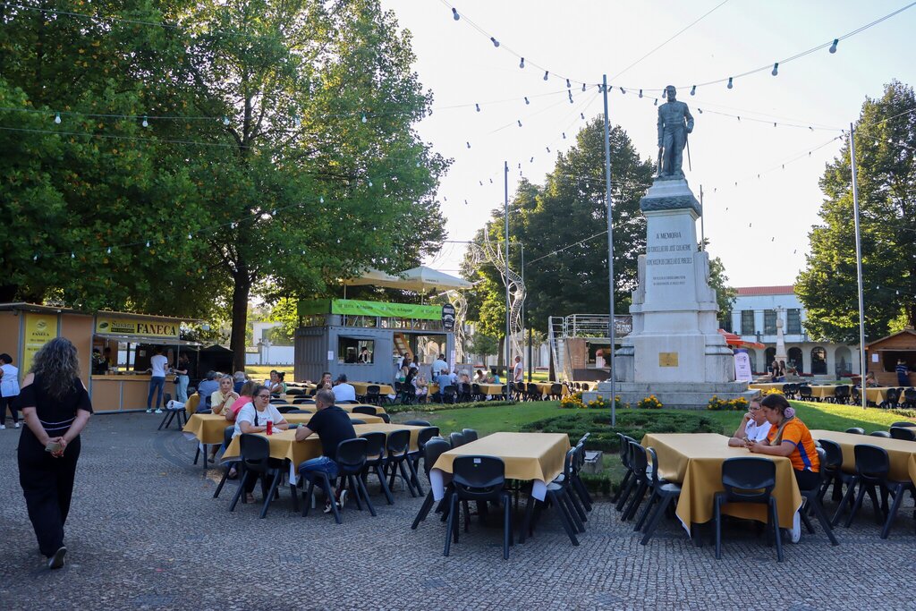 Município de Paredes assinala 5 de outubro com música, artesanato e gastronomia no Parque José Gu...