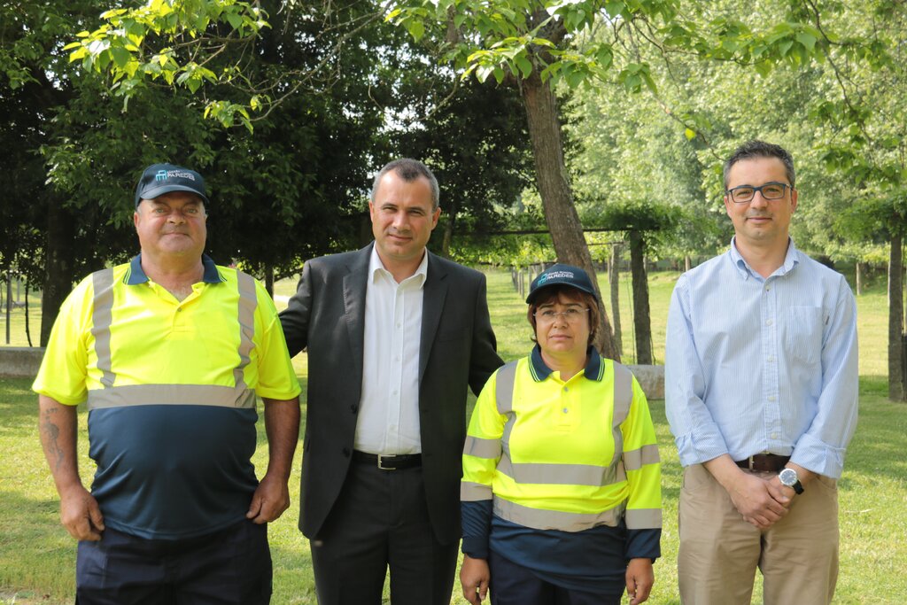 Câmara de Paredes atribuiu novas fardas aos funcionários de limpeza urbana